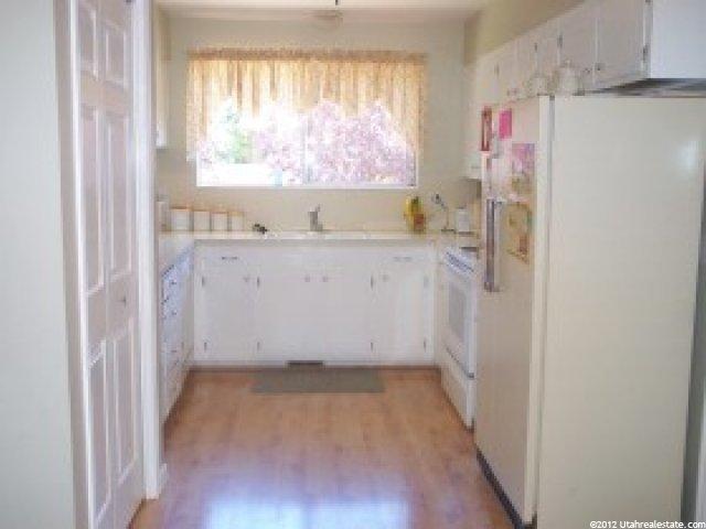 6303 S Lorreen Dr, Murray, UT 84121 — photo 5