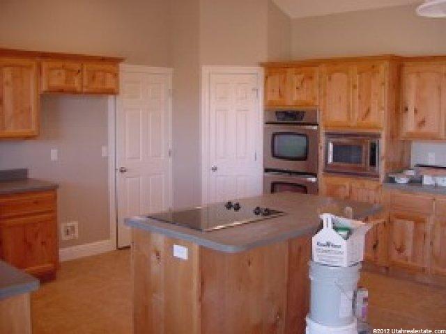 893 E 1300 N, Kaysville, UT 84037 — photo 6