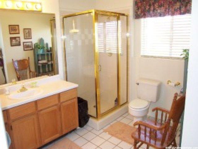 5838 Twin Willows Cir, Murray, UT 84123 — photo 6
