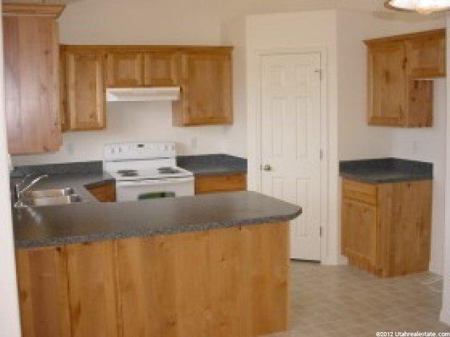 1631 N 2340 W, Clinton, UT 84015 — photo 2