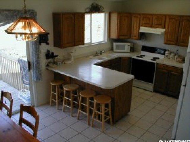 54 W 525 N, Layton, UT 84041 — photo 4