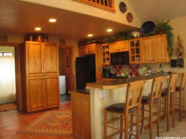 1372 Westview Dr, Aberdeen, UT 84032 — photo 4