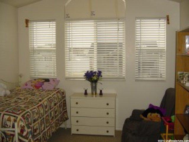 1221 Inverness Dr, Syracuse, UT 84075 — photo 2
