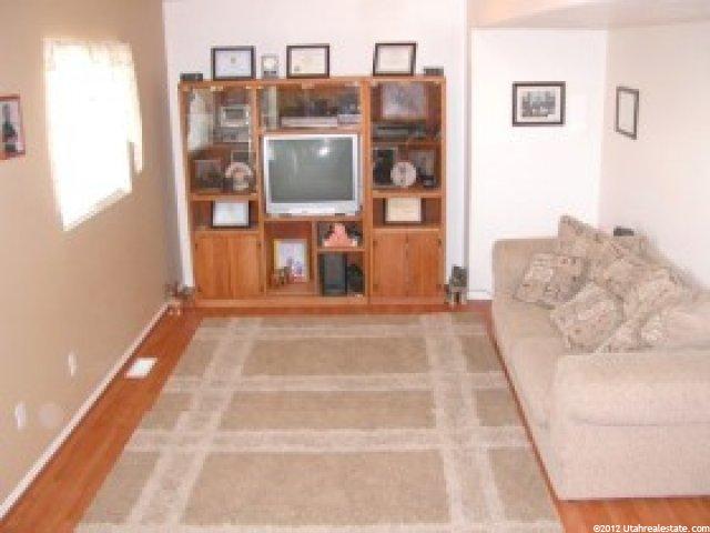 2082 W 1570 N, Clinton, UT 84015 — photo 5