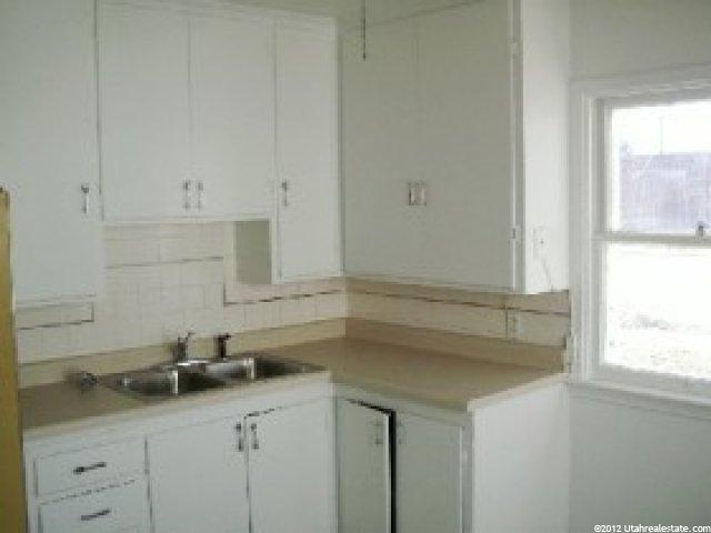1389 S 800 W, Woods Cross, UT 84010 — photo 4