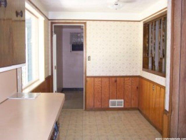 228 W 650 N, Clearfield, UT 84015 — photo 4