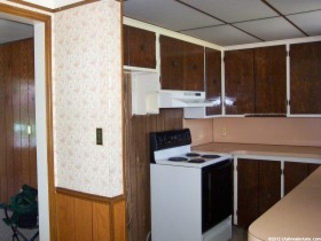 228 W 650 N, Clearfield, UT 84015 — photo 6
