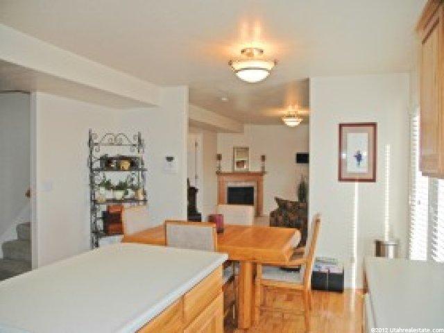 12 E Continental Dr, Farmington, UT 84025 — photo 2
