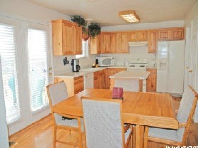 12 E Continental Dr, Farmington, UT 84025 — photo 5