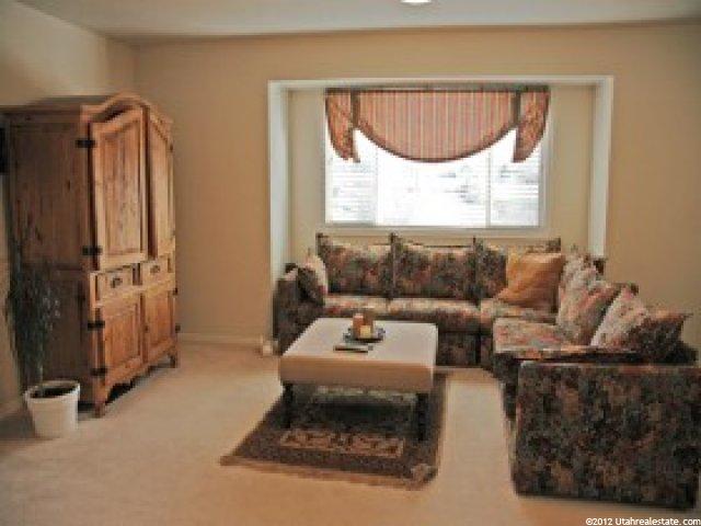 12 E Continental Dr, Farmington, UT 84025 — photo 6