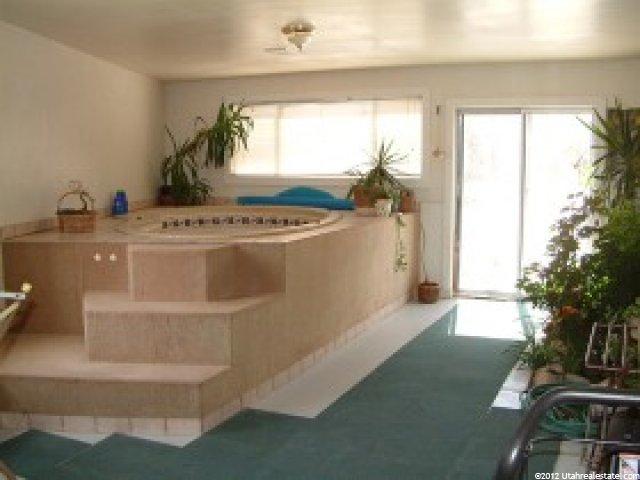 600 E South Weber Dr, South Weber, UT 84405 — photo 7