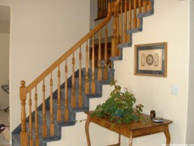 5570 S 250 W, Washington Terrace, UT 84405 — photo 2
