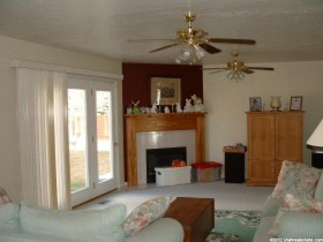 5570 S 250 W, Washington Terrace, UT 84405 — photo 4