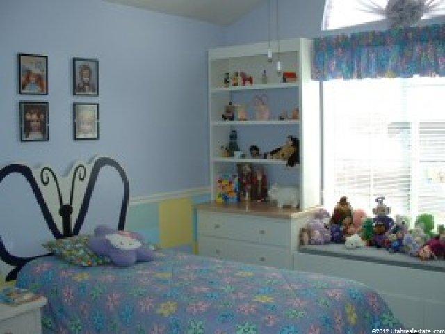 5570 S 250 W, Washington Terrace, UT 84405 — photo 8