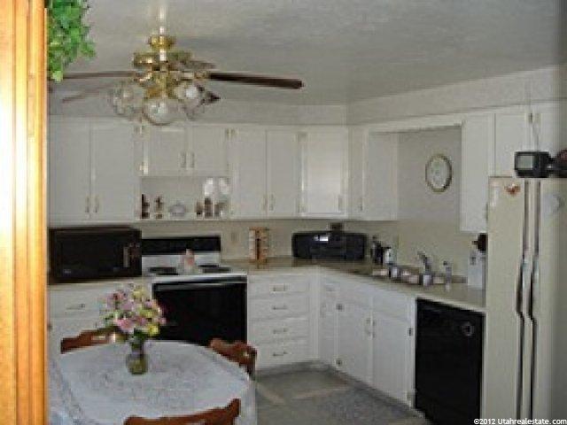 265 E Antelope Dr, Layton, UT 84040 — photo 3
