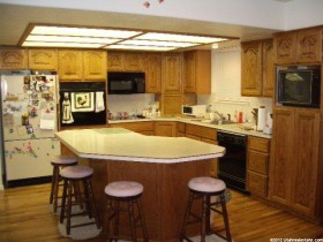 271 W 3350 N, Pleasant View, UT 84414 — photo 3