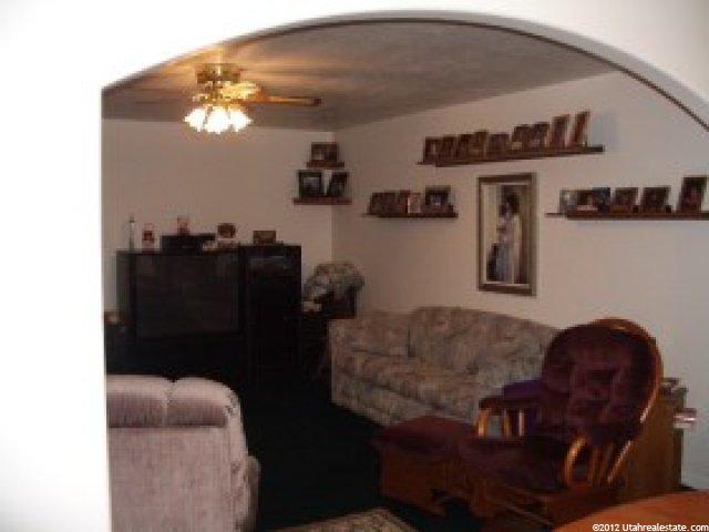 271 W 3350 N, Pleasant View, UT 84414 — photo 2