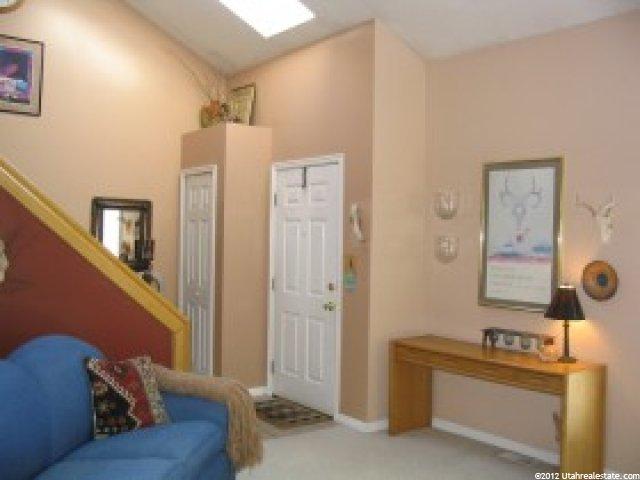 3677 Oakridge Dr, Bountiful, UT 84010 — photo 3