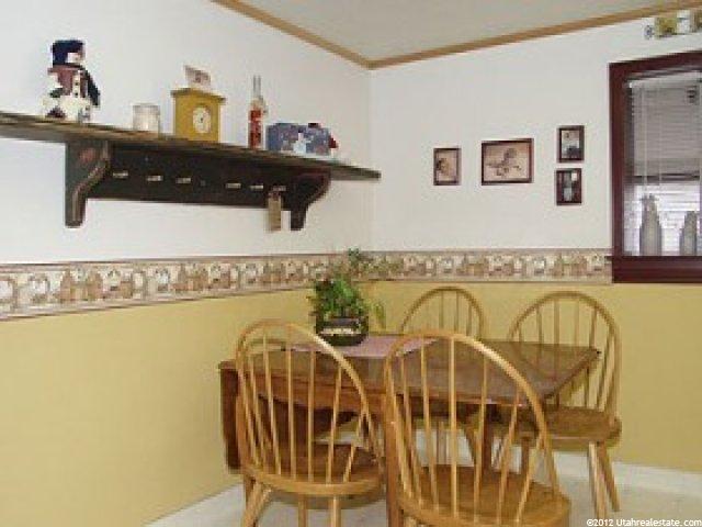 917 W 4000 S, Bountiful, UT 84010 — photo 4
