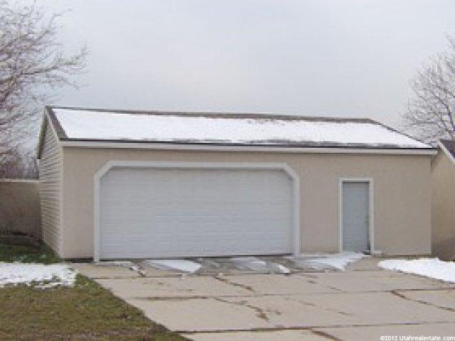 917 W 4000 S, Bountiful, UT 84010 — photo 8