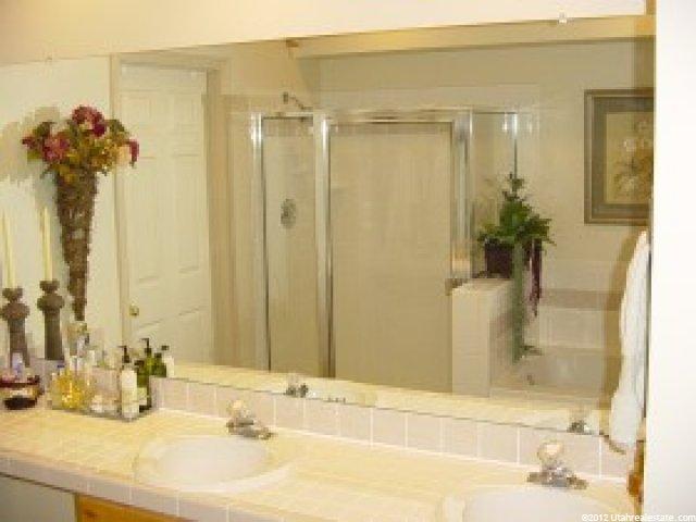 969 E 400 S, Layton, UT 84041 — photo 4
