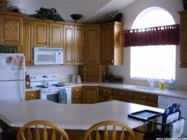 3899 Turnberry Dr, Syracuse, UT 84075 — photo 4