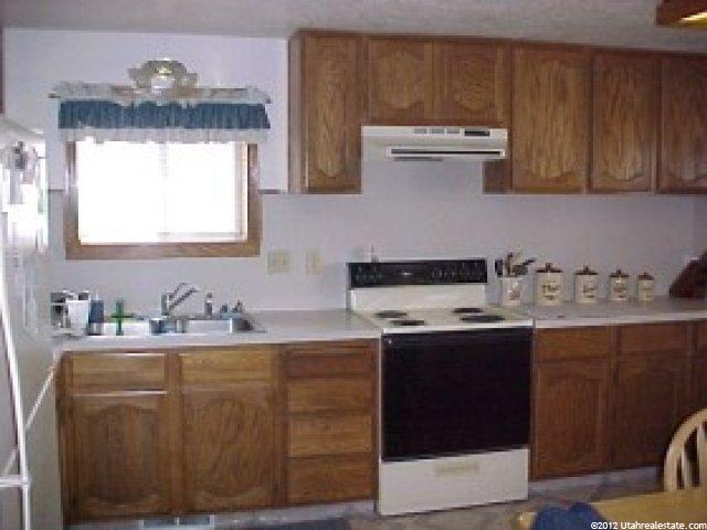 105 E 200 N, Brigham City, UT 84302 — photo 4