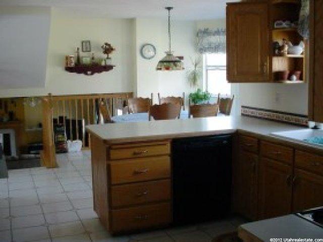 140 W 4300 N, Pleasant View, UT 84414 — photo 5