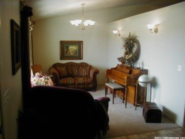 917 N 2000 W, Vernal, UT 84078 — photo 2