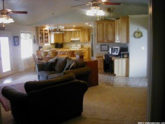 917 N 2000 W, Vernal, UT 84078 — photo 4
