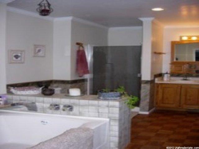 8715 Sundance Dr, Sandy, UT 84093 — photo 4