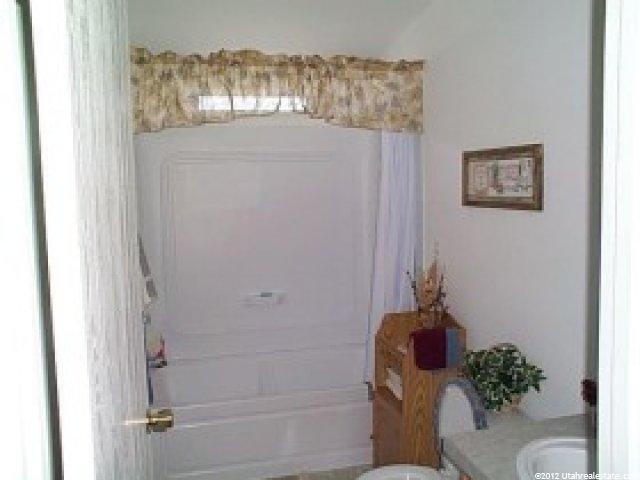 109 N Boulevard, Dutch John, UT 84023 — photo 8