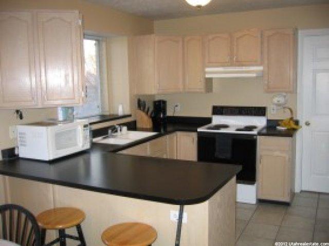7899 Twelve Pines Dr, Sandy, UT 84094 — photo 2