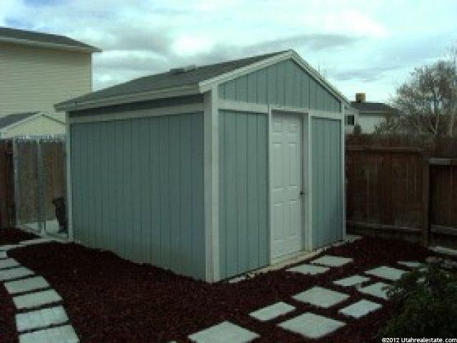 387 W 25 S, Clearfield, UT 84015 — photo 2