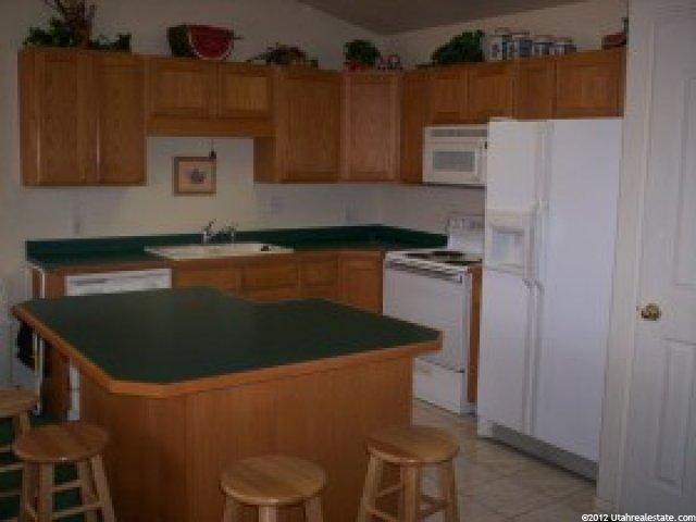 1886 Rips Ct, Riverton, UT 84065 — photo 2