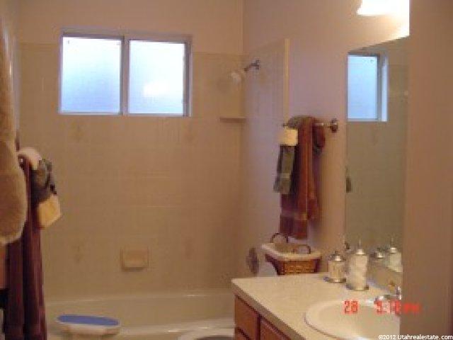 106 W 1225 N, Layton, UT 84041 — photo 2
