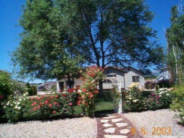 833 W 2350 N, Layton, UT 84041 — photo 3