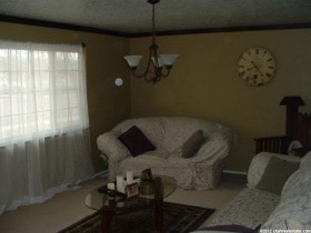 281 S 700 W, Vernal, UT 84078 — photo 2