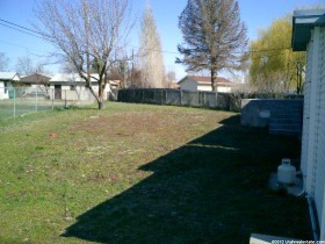 693 E 900 N, Layton, UT 84041 — photo 4