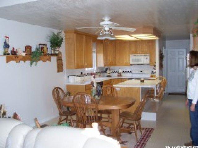 330 E Durfee St, Grantsville, UT 84029 — photo 4