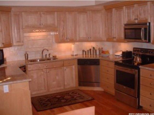1637 Linden Ln, Bountiful, UT 84010 — photo 4