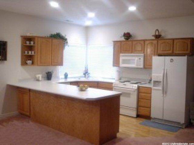 1530 E Beechwood Dr, Layton, UT 84040 — photo 6