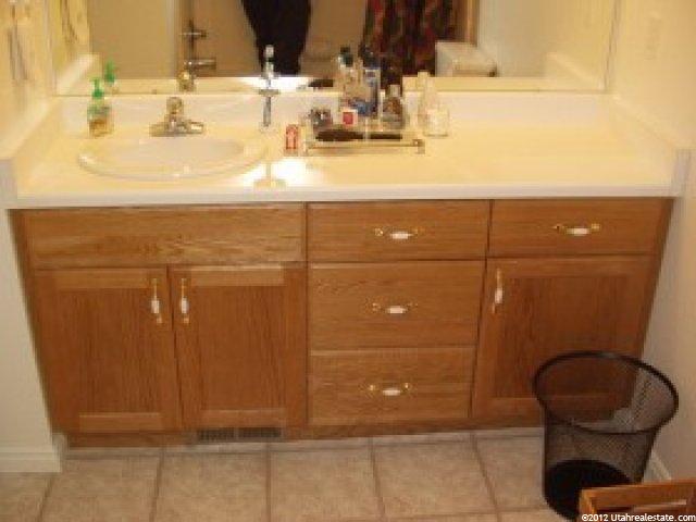 9269 Jefferson Ln, Sandy, UT 84070 — photo 4