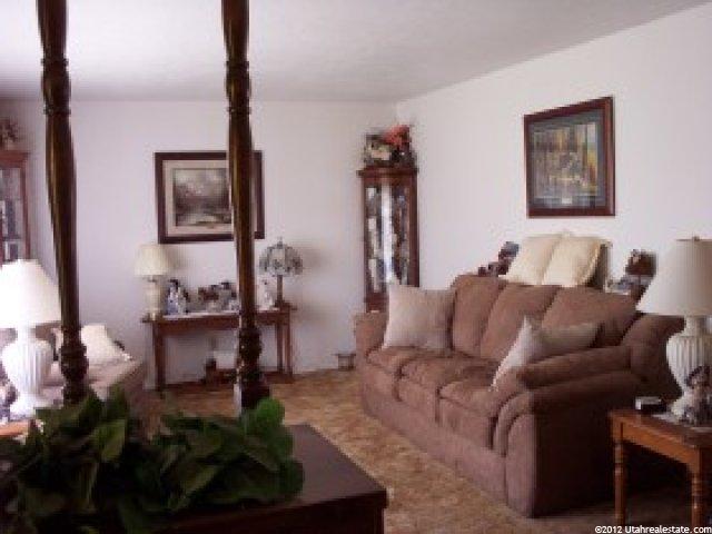 2945 S 2850 W, West Haven, UT 84401 — photo 2