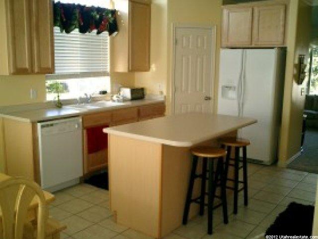 771 W 200 N, Kaysville, UT 84037 — photo 4