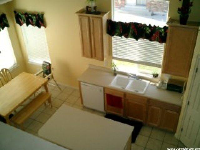 771 W 200 N, Kaysville, UT 84037 — photo 8