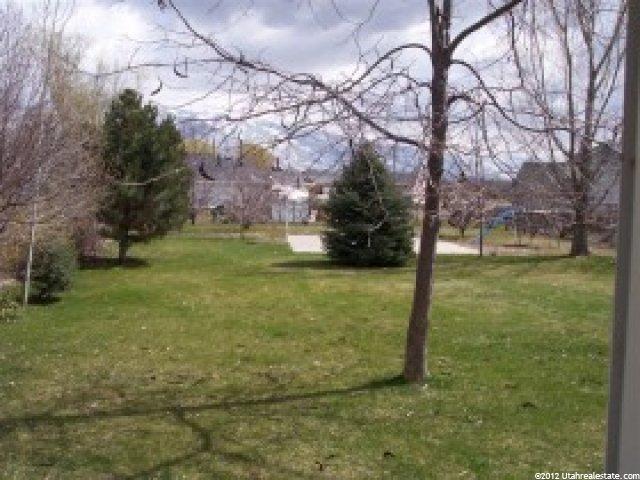1075 Barnes Dr, Kaysville, UT 84037 — photo 8