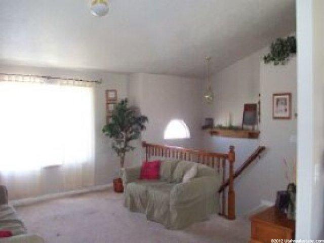 2477 W 1850 N, Clinton, UT 84015 — photo 3