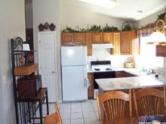 2477 W 1850 N, Clinton, UT 84015 — photo 5