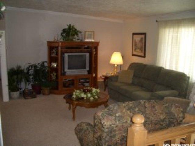 297 N 850 E, Layton, UT 84041 — photo 2